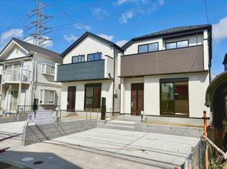 【外観】 | 小学校徒歩5分　SIC　ZEH水準の長期優良住宅　市川市南大野2　全2棟　2号棟 | 同タイプ
スタイリッシュな外観でゆったりした空間が魅力的です♪