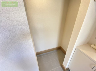 【収納】 | 小学校徒歩5分　SIC　ZEH水準の長期優良住宅　市川市南大野2　全2棟　2号棟 | 玄関付近には、下足箱以外にも土間収納スペースが♪