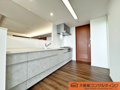 【キッチン】 | グランドメゾン六甲カネディアンヒル | 25帖の開放感あふれるリビング