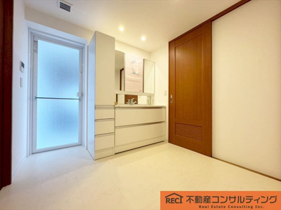 【独立洗面台】 | グランドメゾン六甲カネディアンヒル