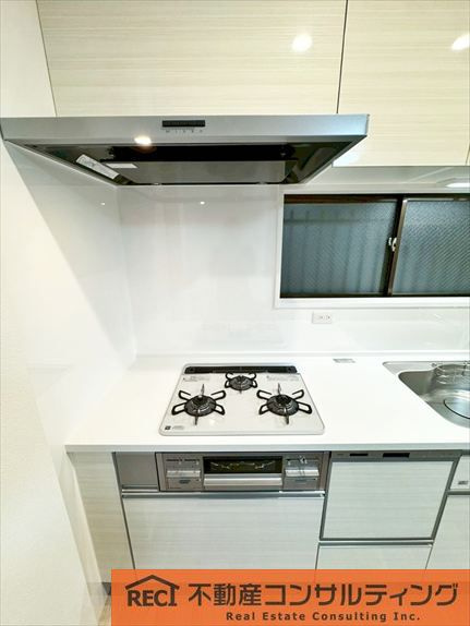 神戸市灘区天城通3丁目　中古戸建のキッチン