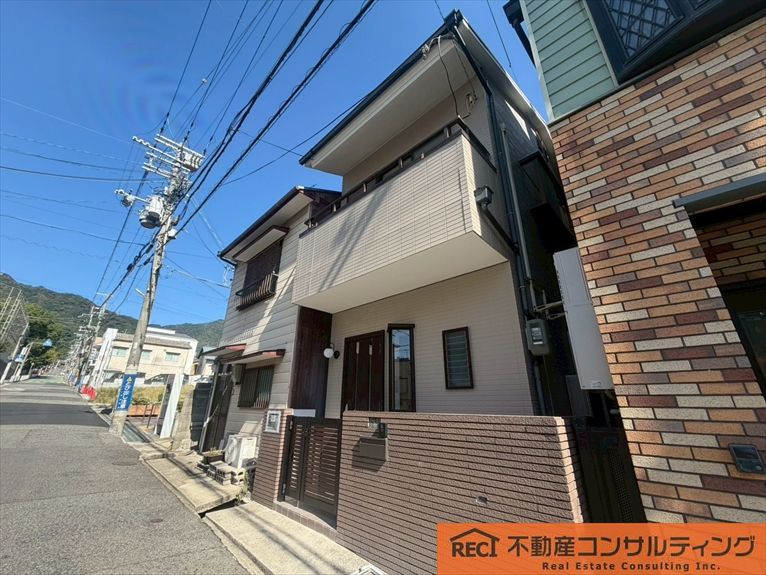 神戸市灘区天城通3丁目　中古戸建のエントランス
