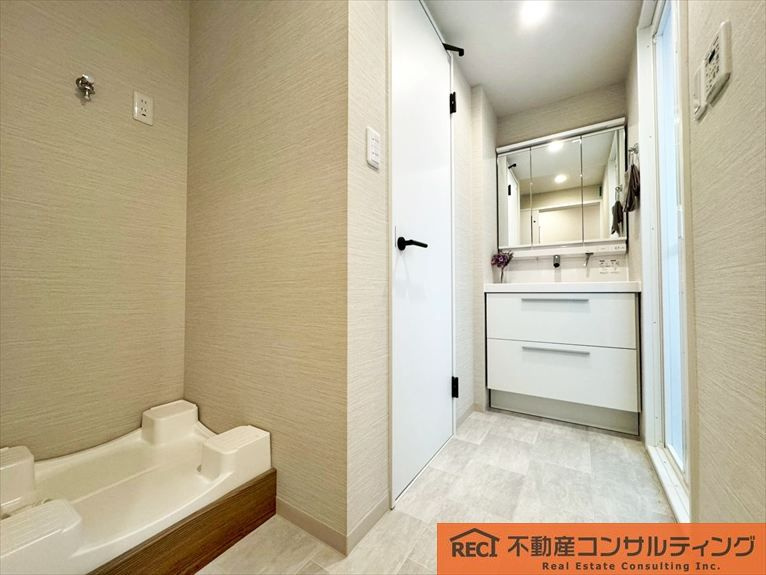 甲南メゾン本山の独立洗面台