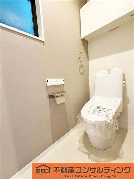 神戸市灘区楠丘町5丁目　新築戸建　B号地のトイレ