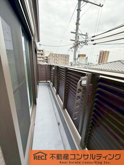 神戸市灘区楠丘町5丁目　新築戸建　B号地のバルコニー