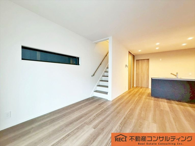 神戸市灘区楠丘町5丁目　新築戸建　B号地の洋室