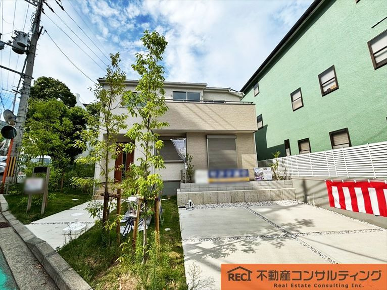 西宮市苦楽園二番町　新築戸建の外観