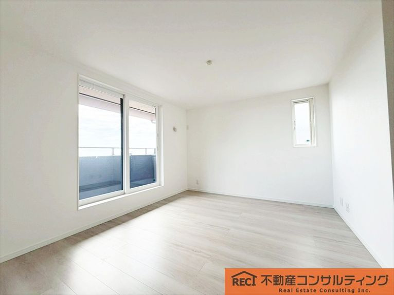 神戸市東灘区鴨子ヶ原3丁目　新築戸建の洋室