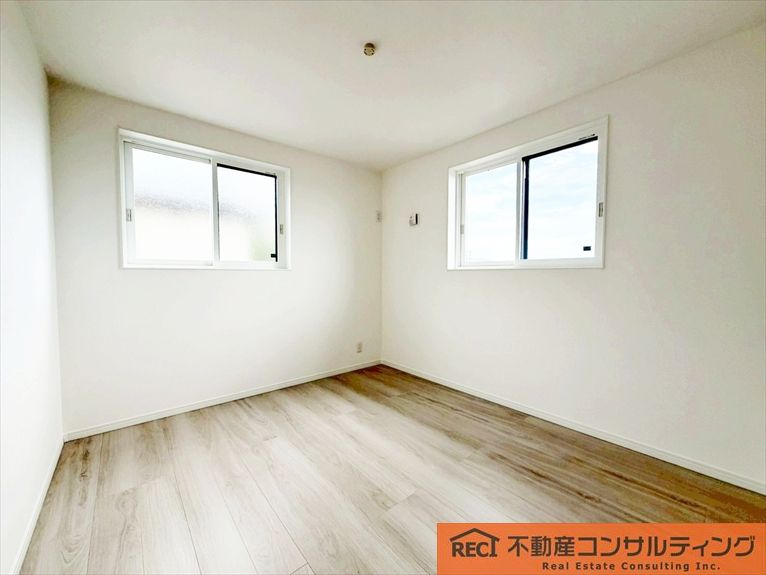 神戸市東灘区鴨子ヶ原3丁目　新築戸建の寝室