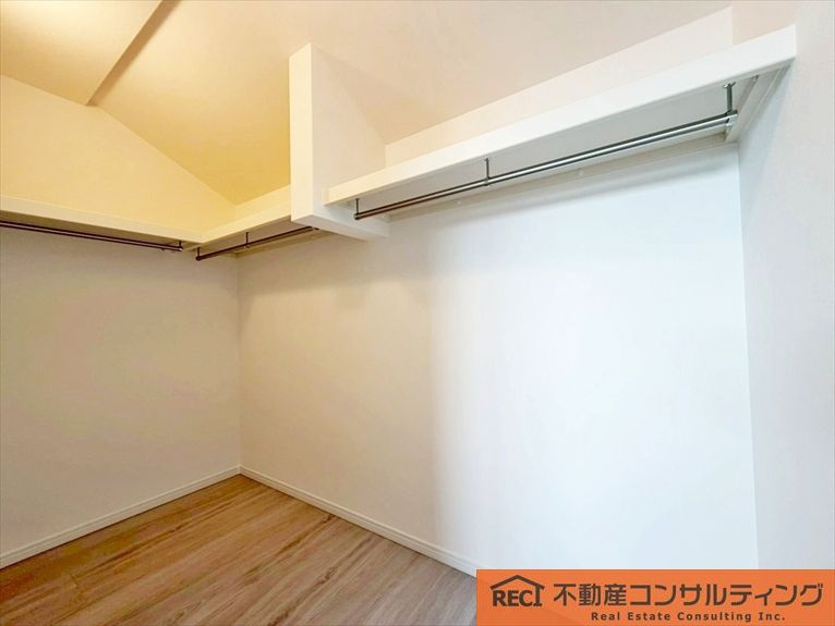 神戸市東灘区鴨子ヶ原3丁目　新築戸建の収納