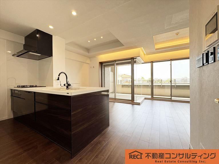 ジークレフ御影山手緑静館の洋室