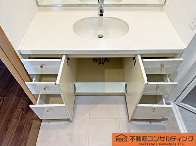 【独立洗面台】 | ジークレフ御影山手緑静館