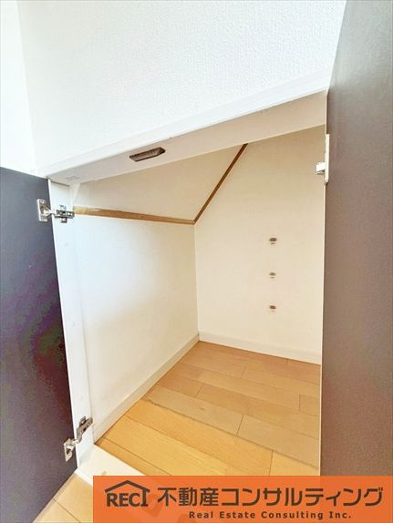 西宮市松並町　中古戸建の収納