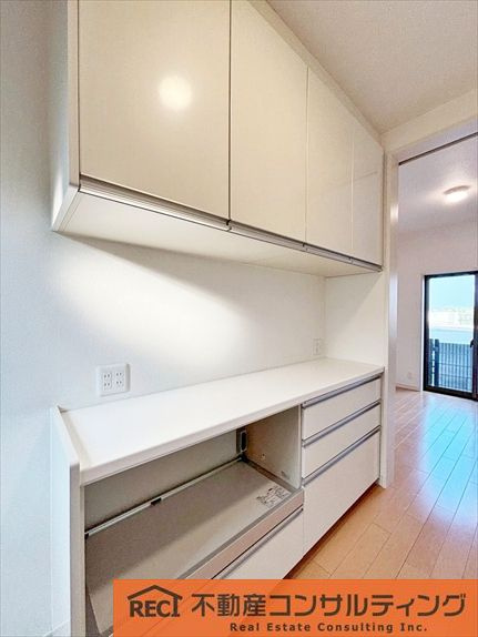 西宮市松並町　中古戸建のキッチン