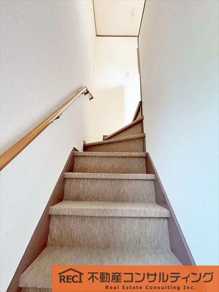 西宮市松並町　中古戸建の内装