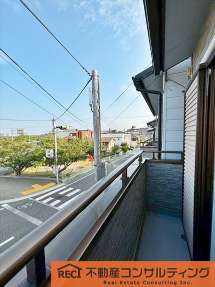 西宮市松並町　中古戸建のバルコニー