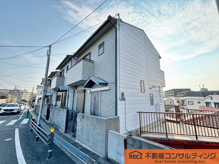 西宮市松並町　中古戸建の外観