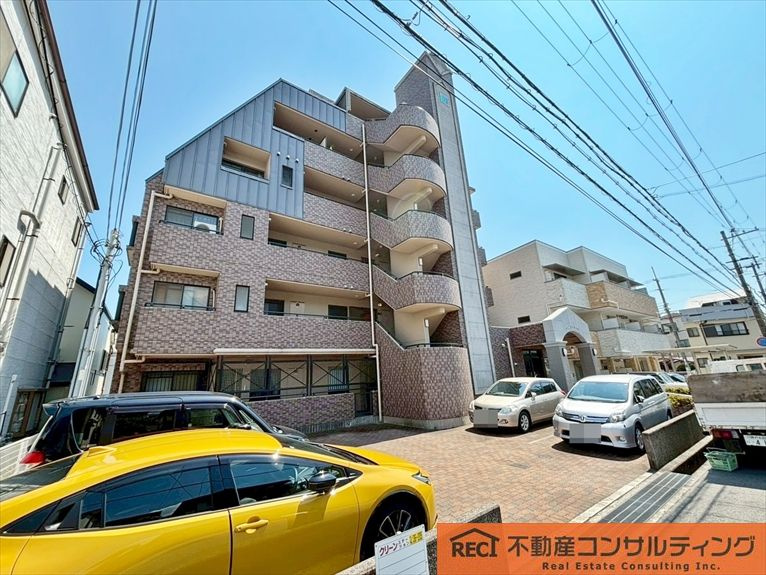 プリンスコート六甲の外観