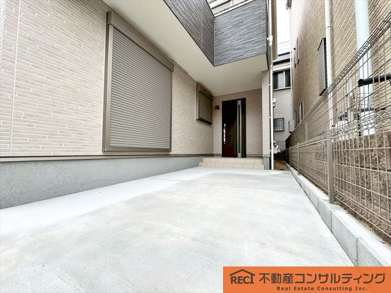 神戸市東灘区深江南町4丁目　新築戸建の駐車場