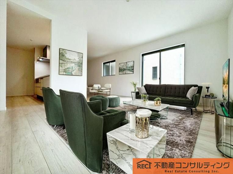 神戸市東灘区深江南町4丁目　新築戸建の居間・リビング|複層ガラス