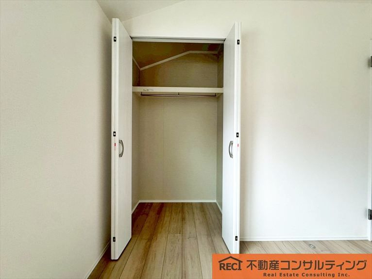 神戸市東灘区深江南町4丁目　新築戸建の収納