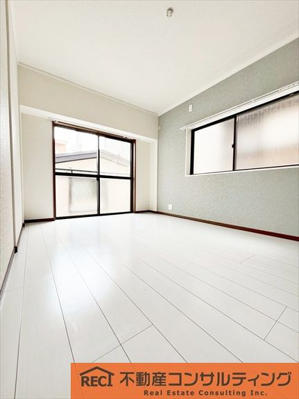 神戸市灘区灘南通6丁目　中古戸建の寝室