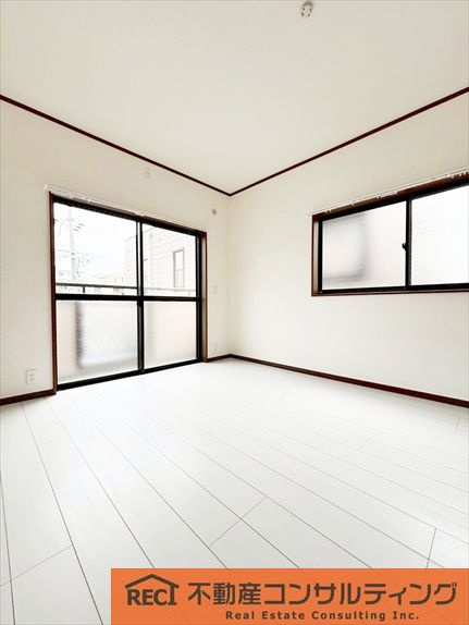 神戸市灘区灘南通6丁目　中古戸建の寝室