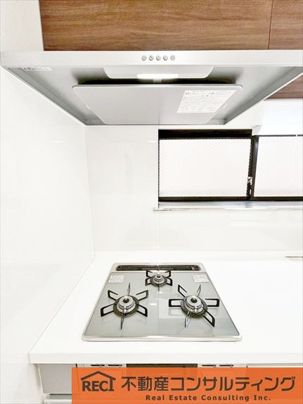 神戸市灘区灘南通6丁目　中古戸建のキッチン