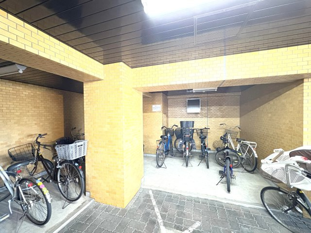 セザール竹ノ塚の駐輪場