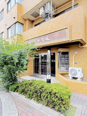 セザール竹ノ塚のエントランス