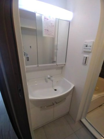 グリーンコーポ多摩ニュータウン南大沢の洋室|施工例