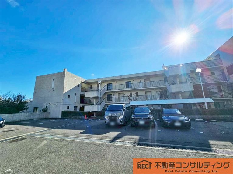 苦楽園アーバンライフ1号棟の外観