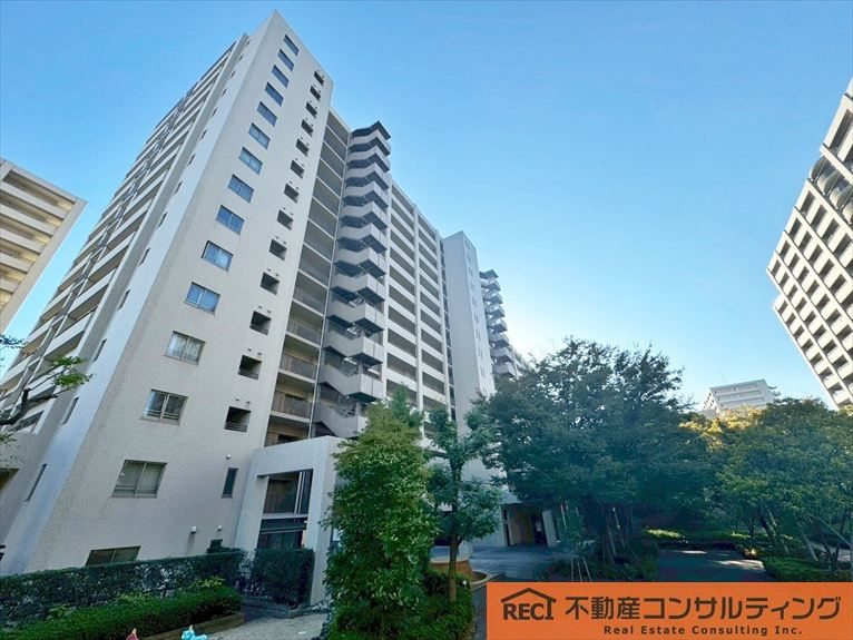 摩耶シーサイドプレイスイースト3番館の外観