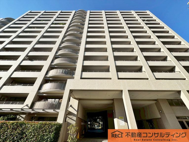 摩耶シーサイドプレイスイースト3番館の外観