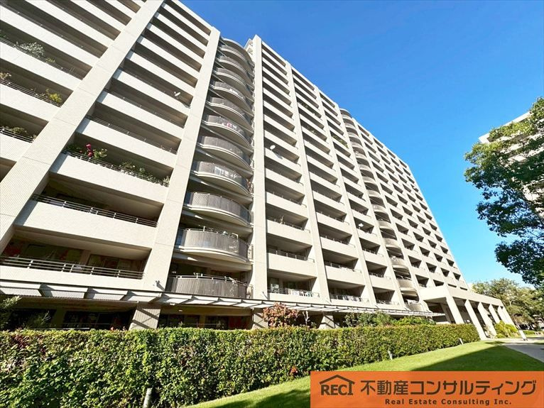 摩耶シーサイドプレイスイースト3番館の外観