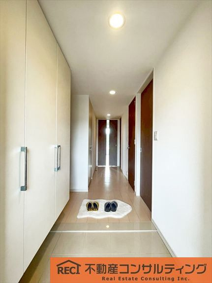 リビオ六甲高羽ガーデンスクエアの玄関