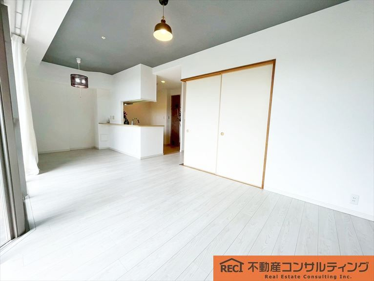 リビオ六甲高羽ガーデンスクエアの洋室