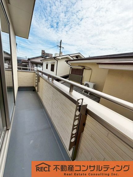 西宮市浜町　新築戸建　2号棟のバルコニー