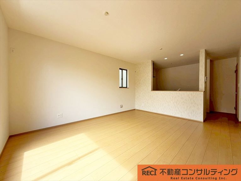 西宮市浜町　新築戸建　2号棟の内装