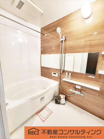 ローレルコート六甲篠原の浴室