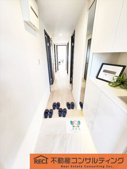 ローレルコート六甲篠原の玄関