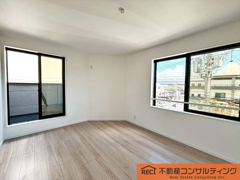 神戸市灘区大石北町　新築戸建の寝室