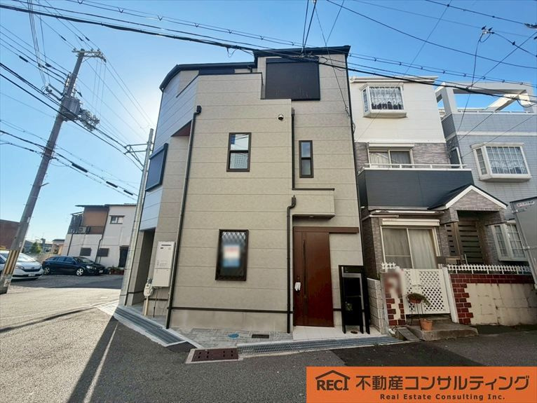 神戸市灘区大石北町　新築戸建の外観