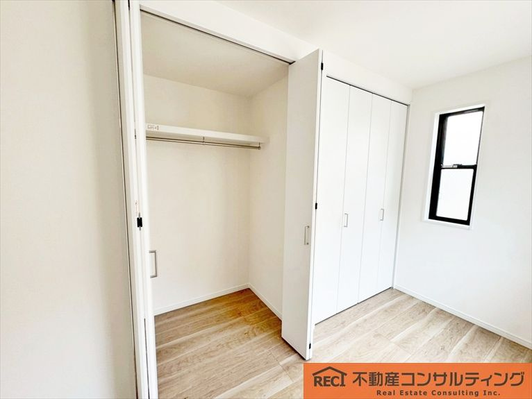 神戸市灘区灘南通1丁目　新築戸建の寝室