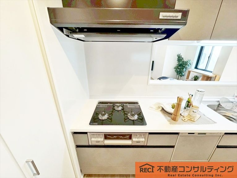 神戸市灘区灘南通1丁目　新築戸建のキッチン