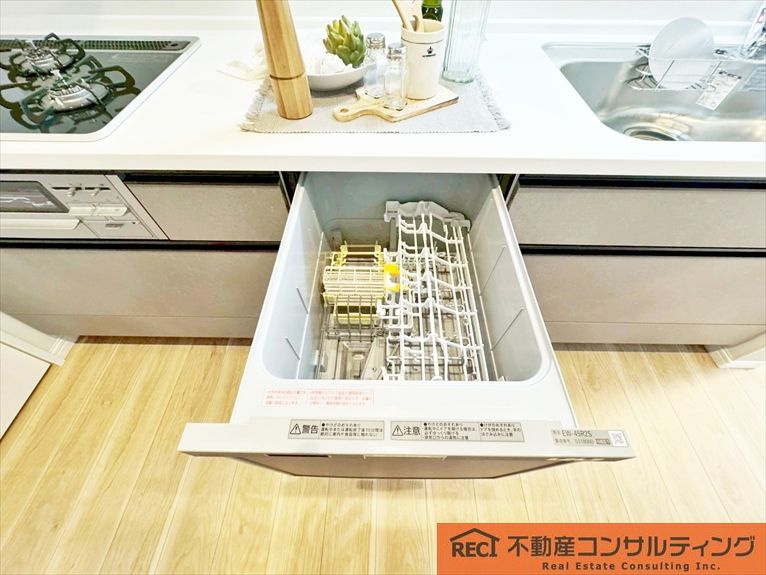 神戸市灘区灘南通1丁目　新築戸建のキッチン