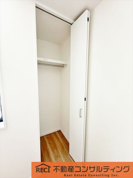 神戸市灘区灘南通1丁目　新築戸建の収納