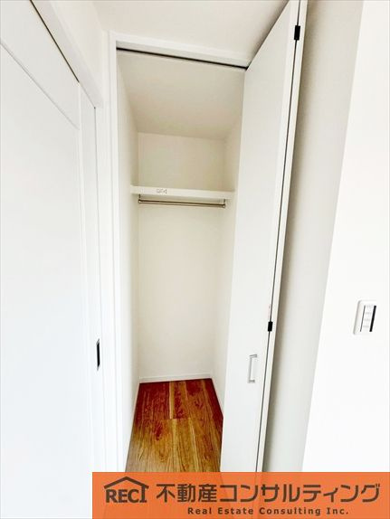 神戸市灘区灘南通1丁目　新築戸建の収納