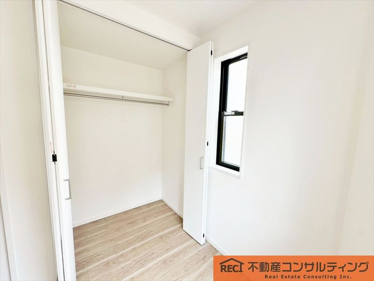 神戸市灘区灘南通1丁目　新築戸建の収納