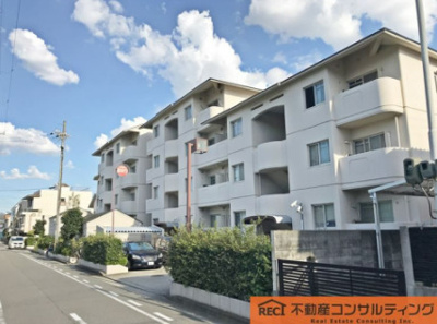 【外観】 | ローズハイツ西宮宮前町1号棟 | 南向きで陽当り良好